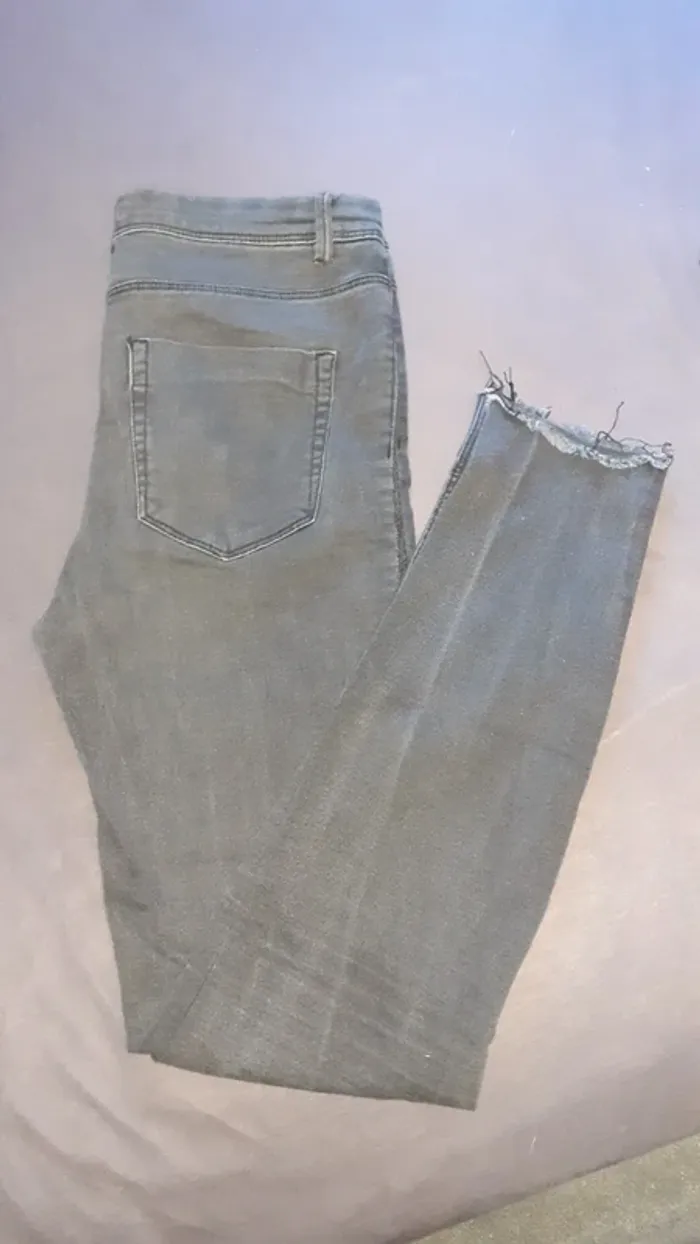 Jeans Zara noir - photo numéro 3