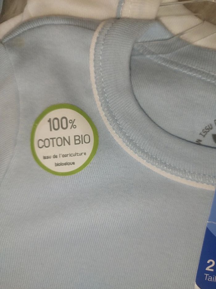 Lot t-shirt manches longues - photo numéro 2