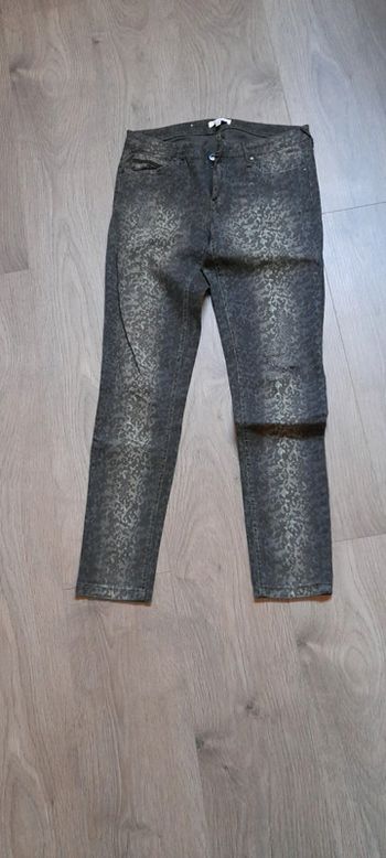 Pantalon taille 40