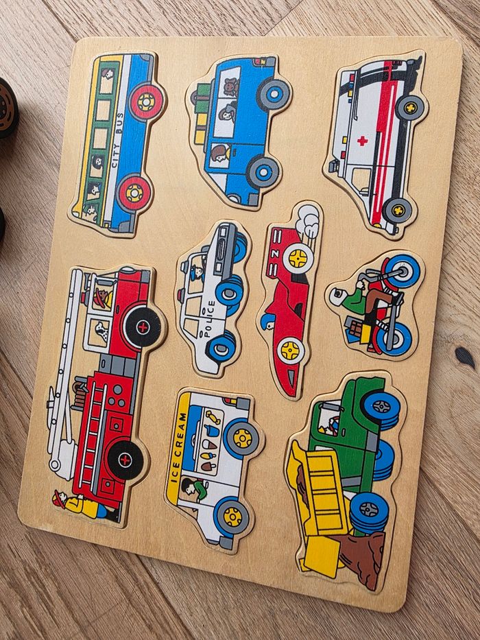 Jeu en bois puzzle voiture - photo numéro 2