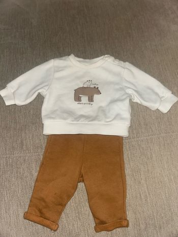 Ensemble bébé taille 1 mois Kiabi