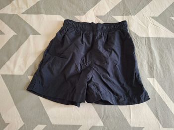 Short de bain taille 10 ans