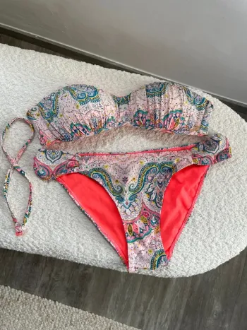 Maillot de bain 2 pièces Camaïeu style Calzedonia