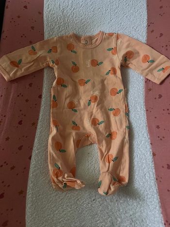 Pyjama bébé pêches