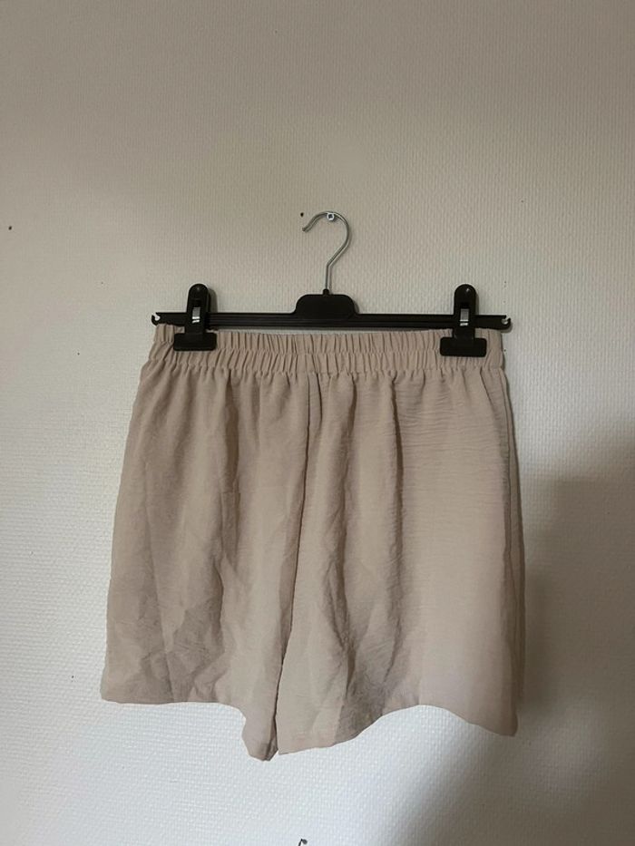 Short fluide - photo numéro 3