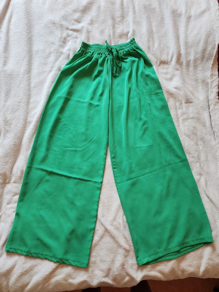 Pantalon à jambes larges / palazzo vert TU 36/40 - photo numéro 2