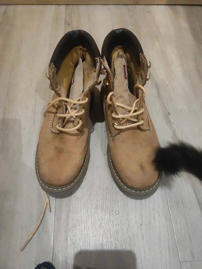 Lot de chaussures garçon taille 35 - photo numéro 5