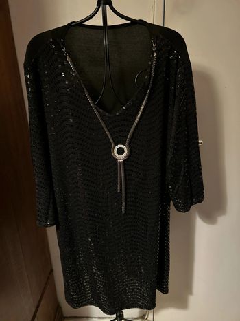 tunique à sequins brillante pour les fêtes