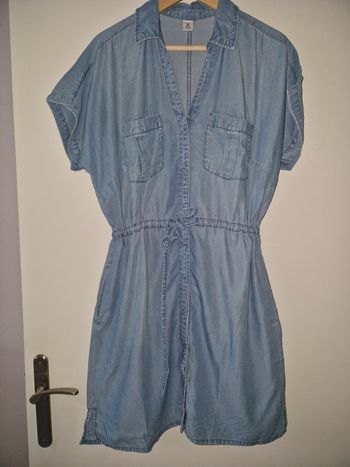 Robe en lycocel H&M taille S comme NEUVE
