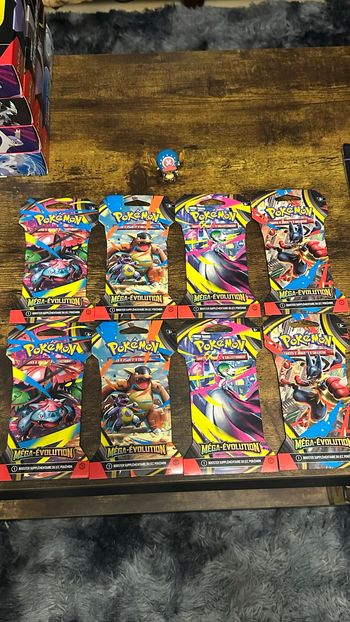 Booster Pokémon Mega Évolution Artset