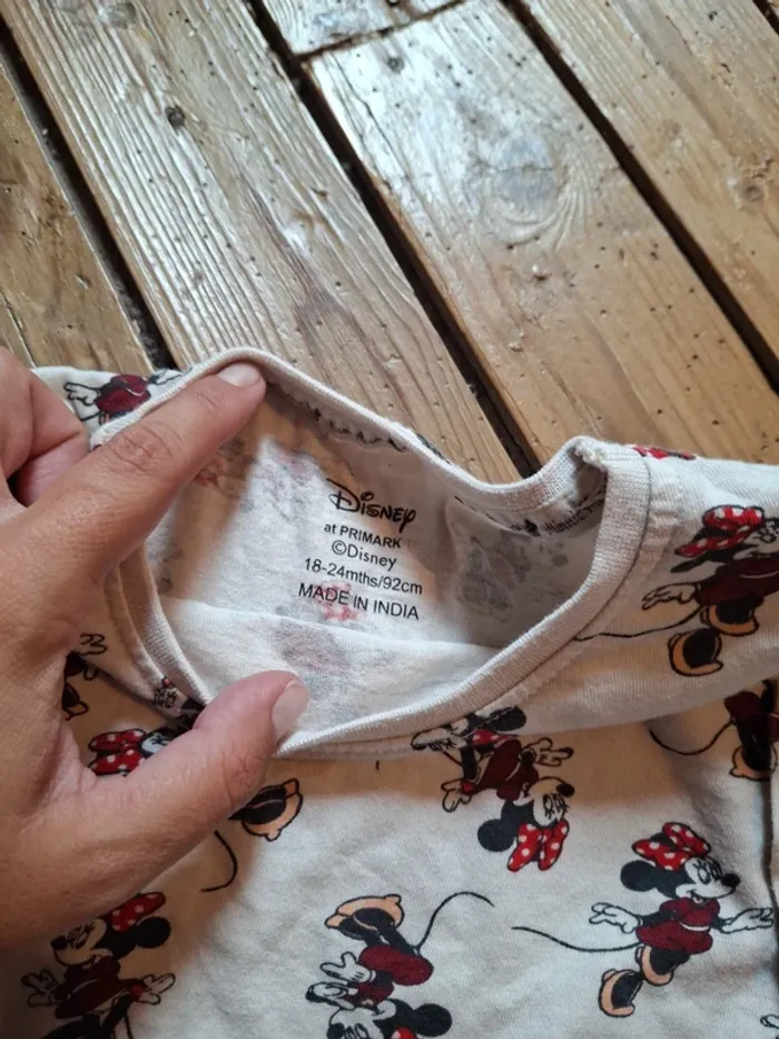 Tshirt disney 18/24 mois - photo numéro 3