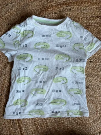 T-shirt Kiabi 6 ans crocodile tbe