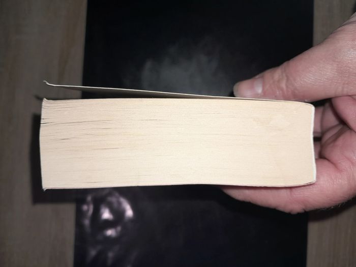 livre poche de Bernard Minier - N'éteins pas la lumière - photo numéro 4