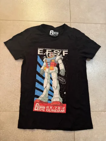 T shirt g mobile suit undam, taille XS, très bon état