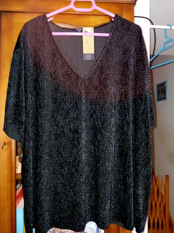 Tshirt en velours côtelé noir