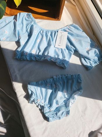 Maillot de bain qualité protection épaules séchage rapide 7 8 ans