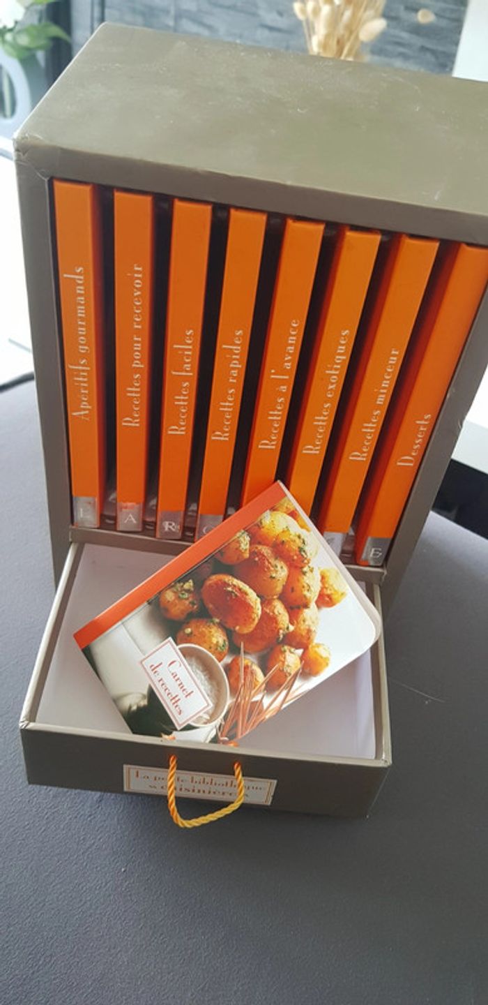 La petite bibliothèque "cuisinière" larousse - photo numéro 2
