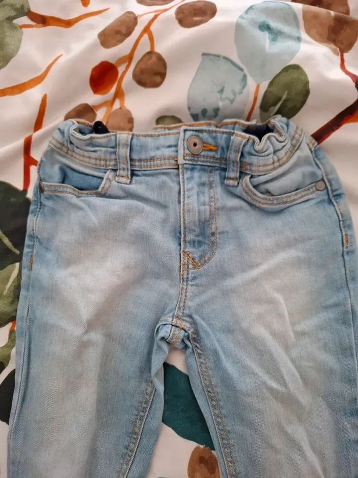 Jeans Tape a l'oeil 🥨 - photo numéro 2