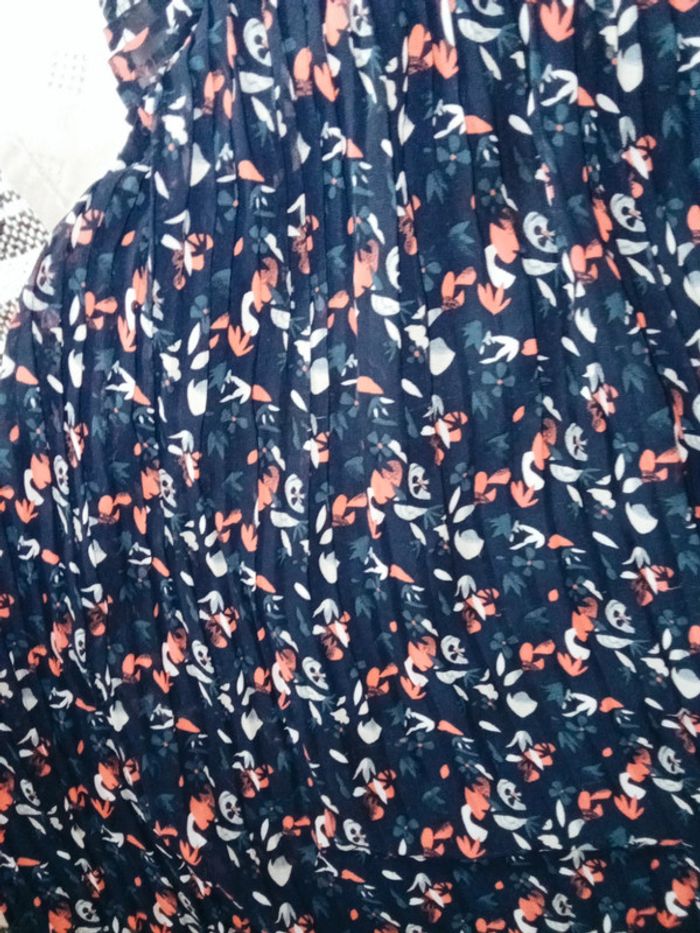 Magnifique robe 👗- 3 ans - Gemo - photo numéro 3