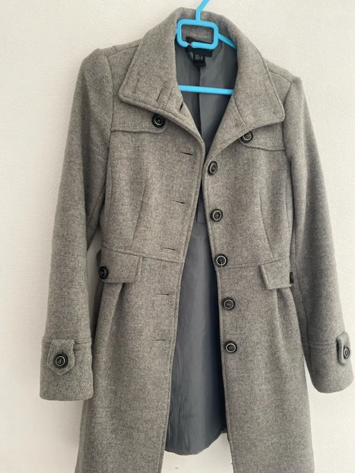 Gabardine grise cintree