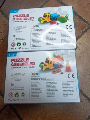 Lot deux camions de construction