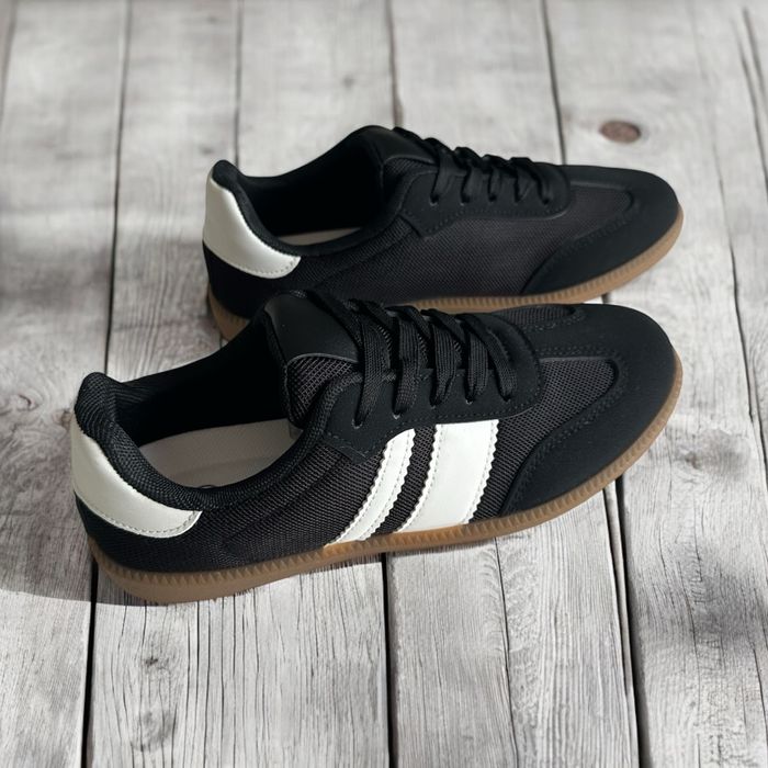 Basket noir T 38 - photo numéro 2