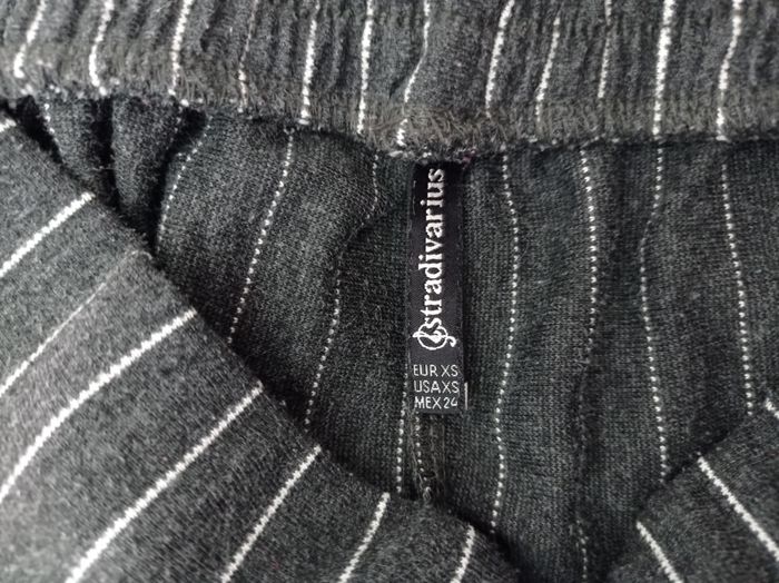 PANTALON STRADIVARIUS Gris Rayé. - photo numéro 5