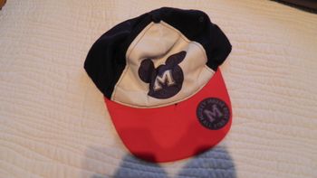 Casquette Mickey 52 cm bleu rouge