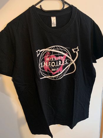t shirt noir