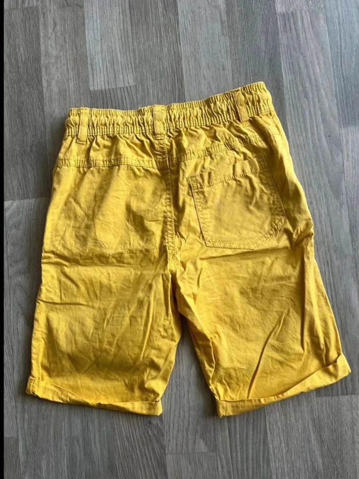Très beau short orchestra taille 10 ans - photo numéro 2