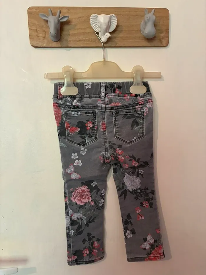 Magnifique Jegging motifs fleurs et papillons, 2 ans, GAP. - photo numéro 6
