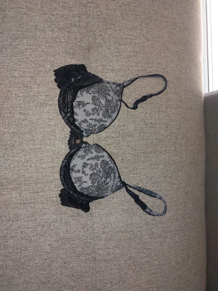 Soutien gorge - photo numéro 2