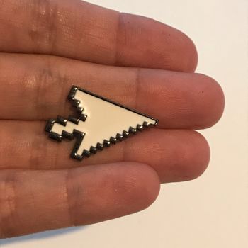 pin’s en metal émaillé -