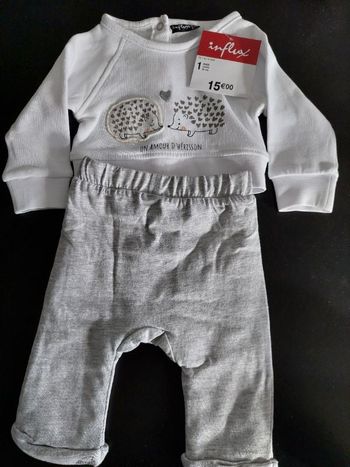 Ensemble 2 pièces mixte 1 mois