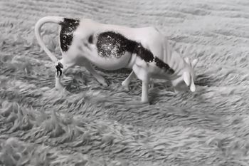 Figurine vache 10cm