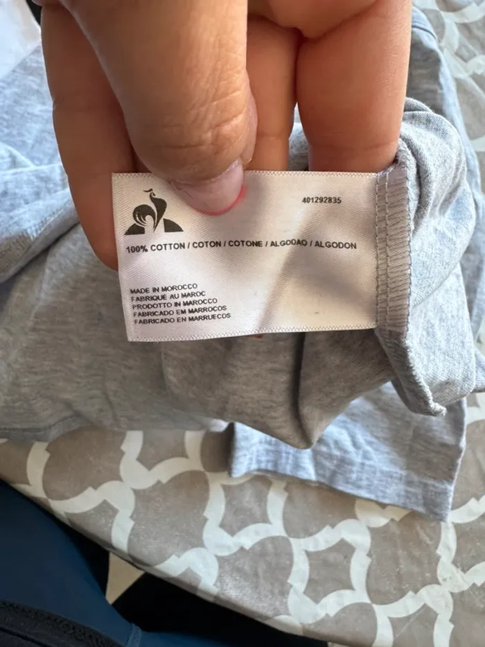 Très beau t shirt le coq sportif XS - photo numéro 4