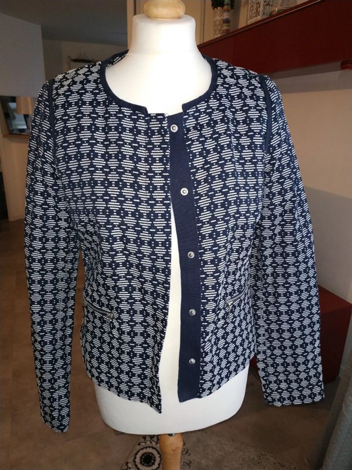Veste élégante camaïeu - photo numéro 2
