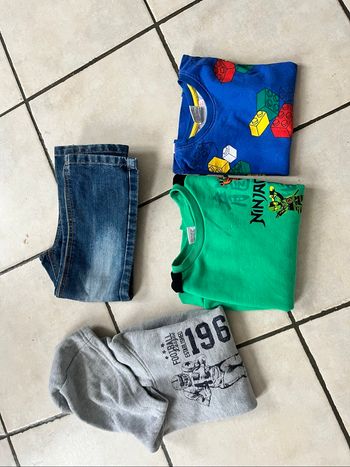 Lot de vêtements 3/4 ans
