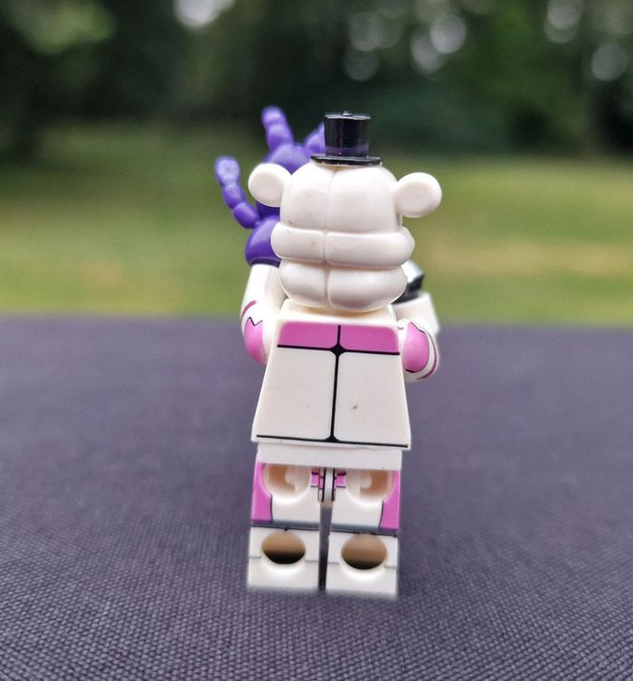 Minifigure jeu vidéo film horreur FNAF Five Nights At Freddy's Freddy avec marionnette - photo numéro 4