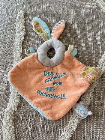 Peluche doudou et compagnie hochet 29cm lapin orange et bleu très bon état