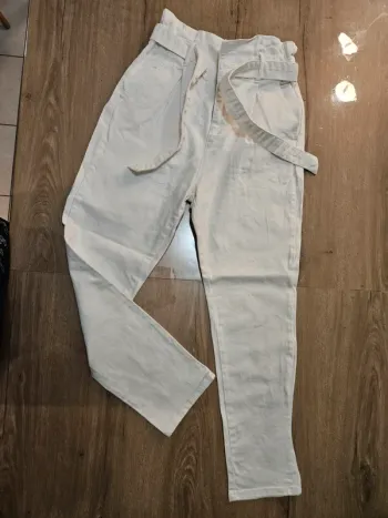 Jean blanc 38