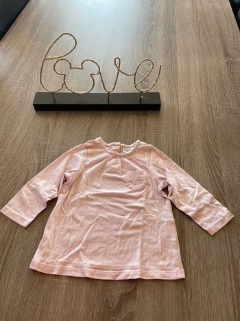 Très jolie pull fin rose poudrée tape à l’œil taille 12 mois