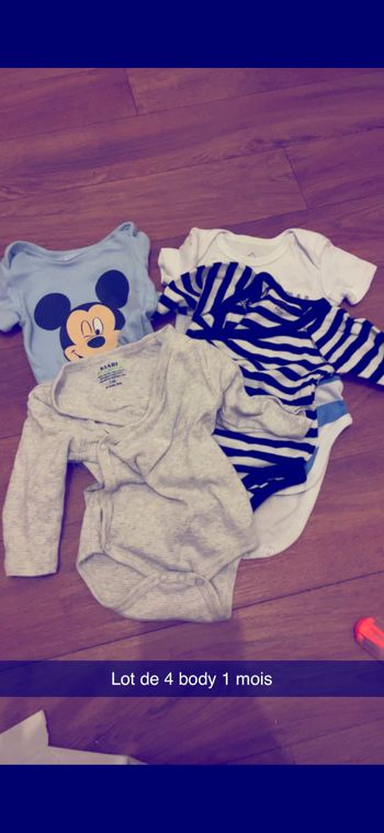 Lot vêtements garçon 1 mois