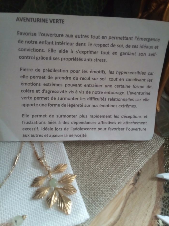 Collier bohème feuille 🌿 et pierres semi précieuses - photo numéro 3