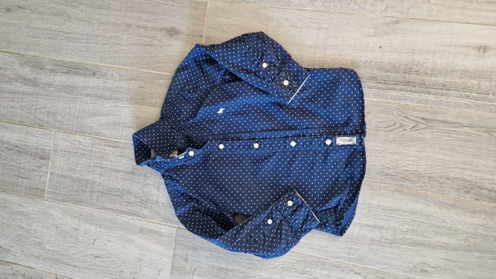 Chemise manche longue. Taille 3-4 ans.