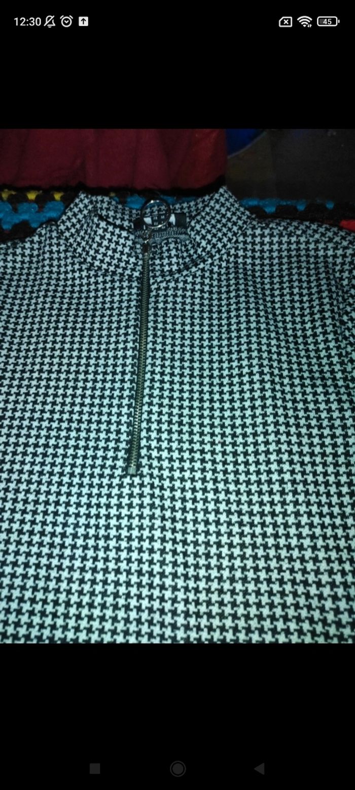 Très jolie haut fille e8 - photo numéro 3