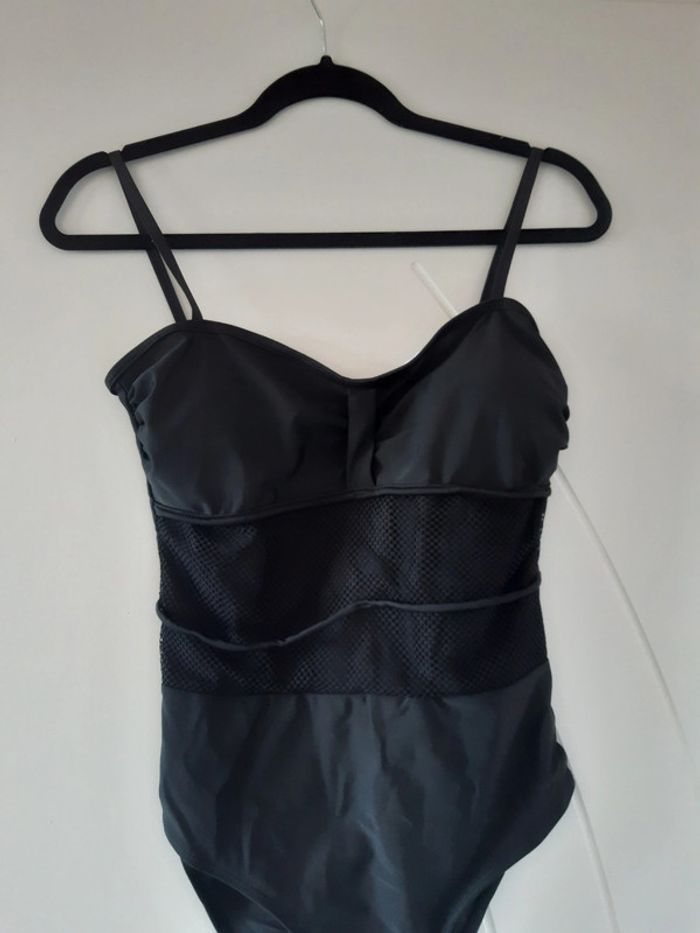 Maillot de bain noir - photo numéro 5