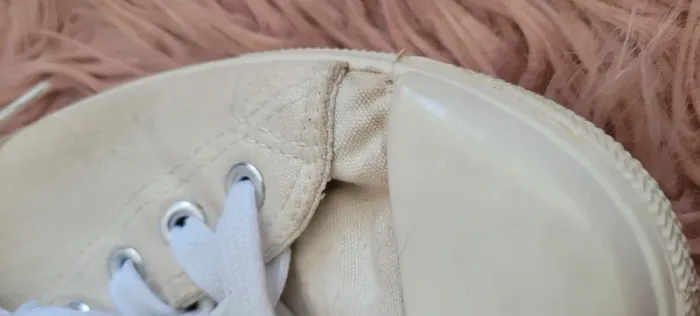 Lot chaussons et tennis - photo numéro 4