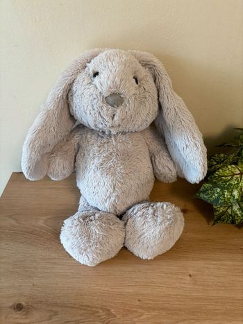 Grande peluche doudou lapin gris maisons du monde 38 cm