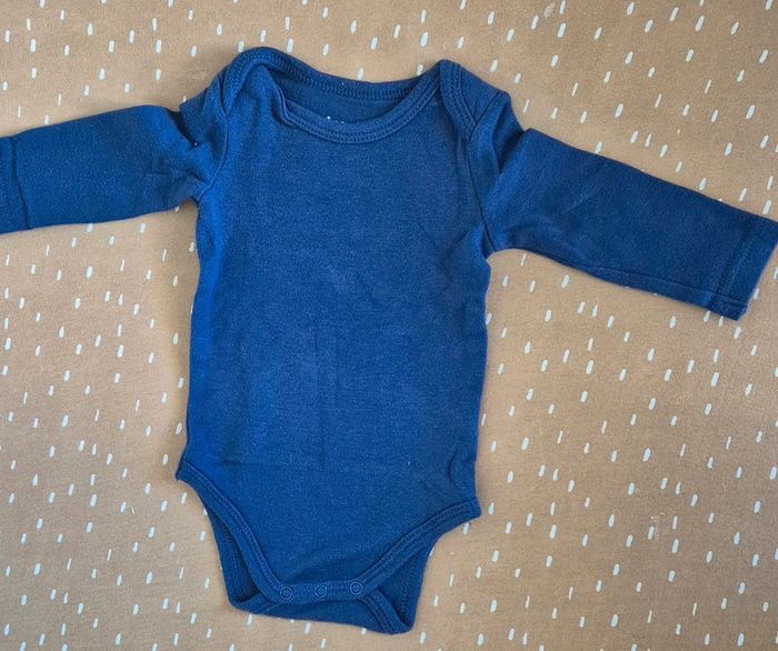 Lot de bodys 3 mois - photo numéro 2